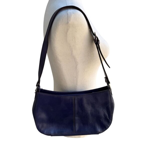 Etienne Aigner Navy Leather Buckle Detail Silver Hardware Shoulder Hobo Bag - Picture 6 of 12